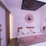 Love Room, suite, appartements, chambre avec spa ou jacuzzi privatif pour un week end en amoureux ou une escapade romantique.