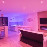 Love Room, suite, appartements, chambre avec spa ou jacuzzi privatif pour un week end en amoureux ou une escapade romantique.