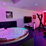 Love Room, suite, appartements, chambre avec spa ou jacuzzi privatif pour un week end en amoureux ou une escapade romantique.