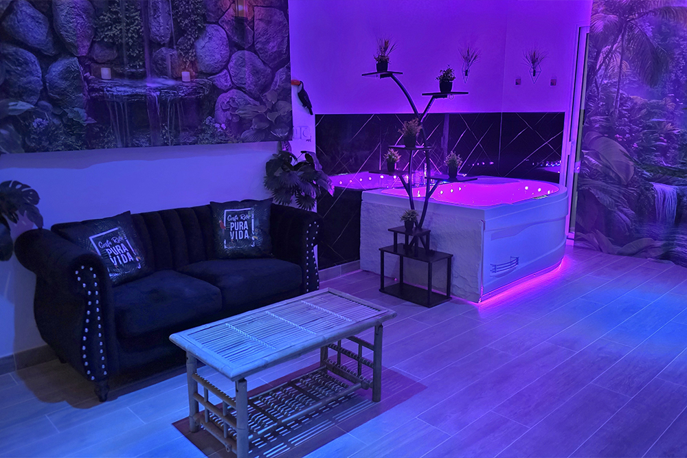Costa Rica - Suite Romantique à Poilhes