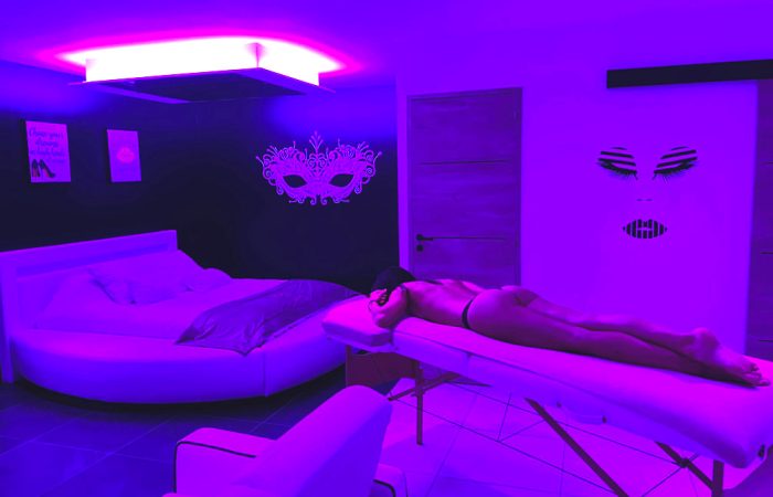 Week-end ou séjour en amoureux à L'Olympe des Sens. Suite romantique à Portiragnes. Proche de Béziers et du Cap d'agde.