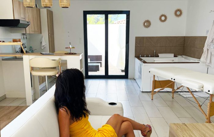 Week-end ou séjour en amoureux à L'Olympe des Sens. Suite romantique à Portiragnes. Proche de Béziers et du Cap d'agde.